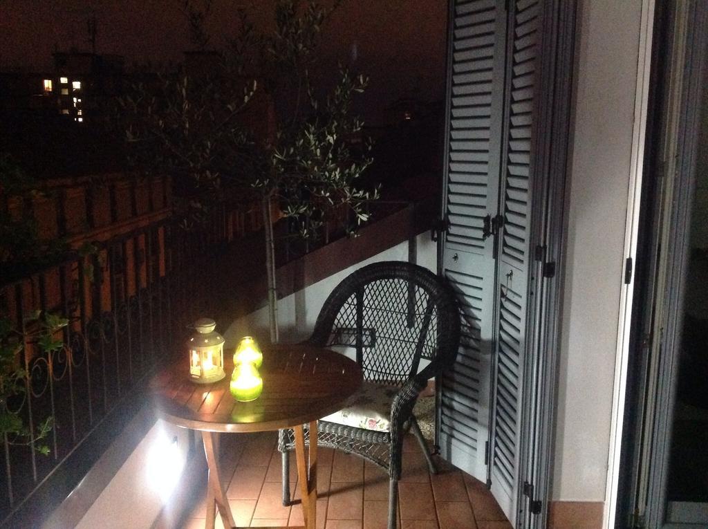 Apartment Pied A Terre With Terrazza In Milan City Center Δωμάτιο φωτογραφία