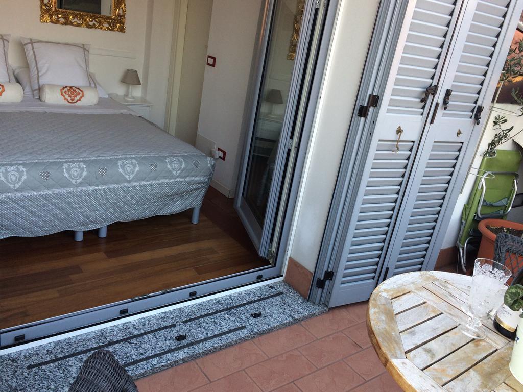 Apartment Pied A Terre With Terrazza In Milan City Center Εξωτερικό φωτογραφία